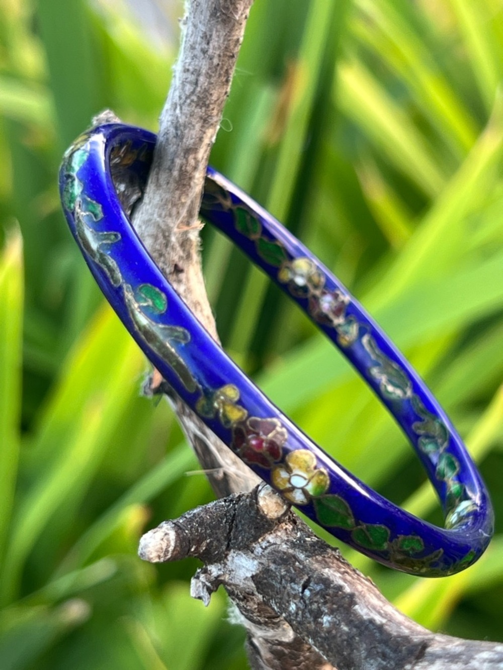 Vintage Cloisonné Blue Floral Bangle Bracelet Size 7.75 Enamel Brass